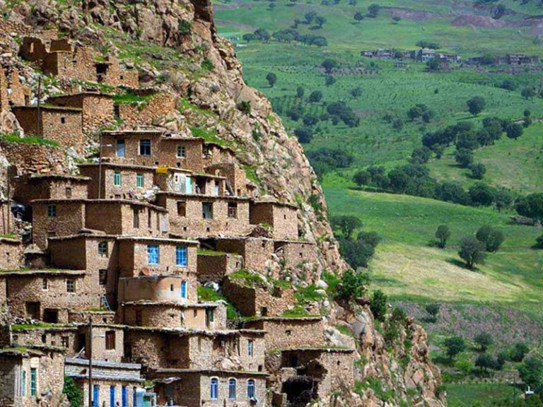 Uraman Takht Village, Kurdistan: History, Photos, Architecture